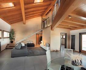 Salone_ingresso_case_prefabbricate_in_bioedilizia